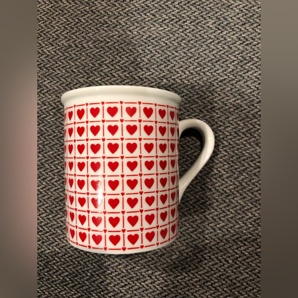 Vintage 1983 Enesco Mini-Hearts Ceramic Mug, Holds 10 Ounces